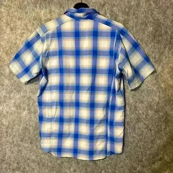 Columbia Short Sleeve Outdoors Button Down - Small - Picture 3 of 4